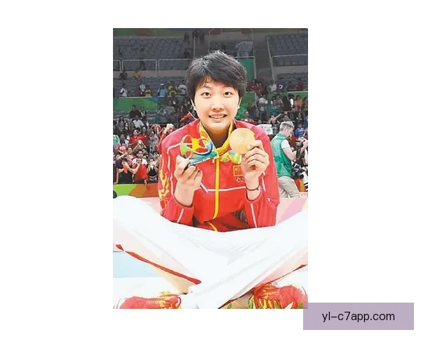 产后三个月出征奥运 英国射击手勇夺银牌